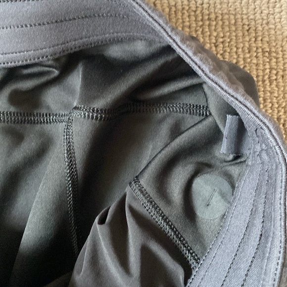 Lululemon Softstreme High-Rise Pant, black sz 12 - Picture 5 of 8